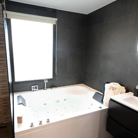 Wellness With Whirlpool And Sauna Holiday home Zevenhuizen (Zuidplas)