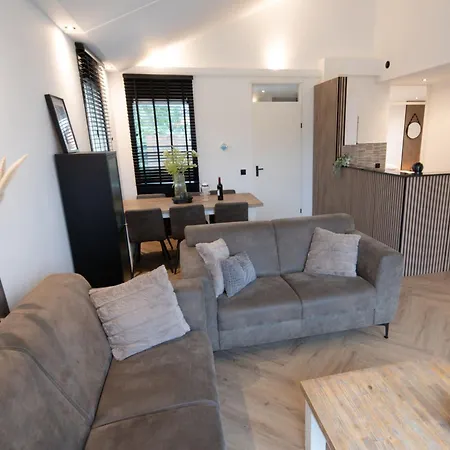 Deluxe Canal-side Hébergement de vacances